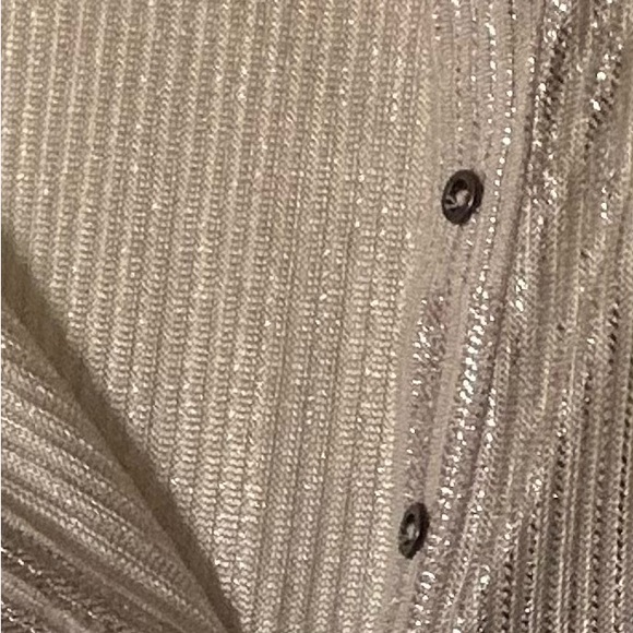 The Andie Ribbed Henley Top by Pilcro: Shimmer Edition. - Picture 3 of 4